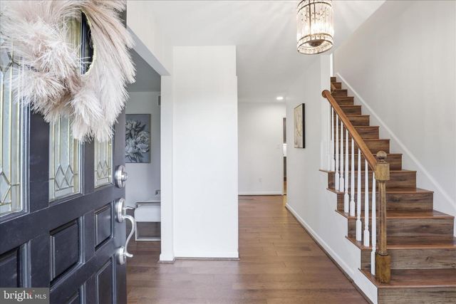 103 SARATOGA WAY NE, Vienna, VA 22180
