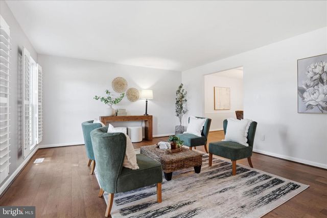 103 SARATOGA WAY NE, Vienna, VA 22180
