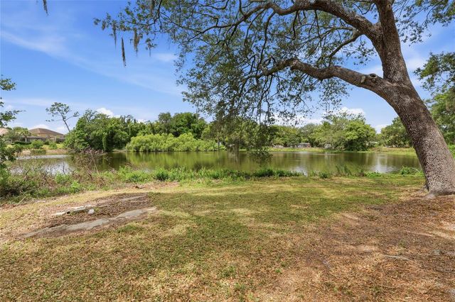 1114 ESTATEWOOD DRIVE, Brandon, FL 33510