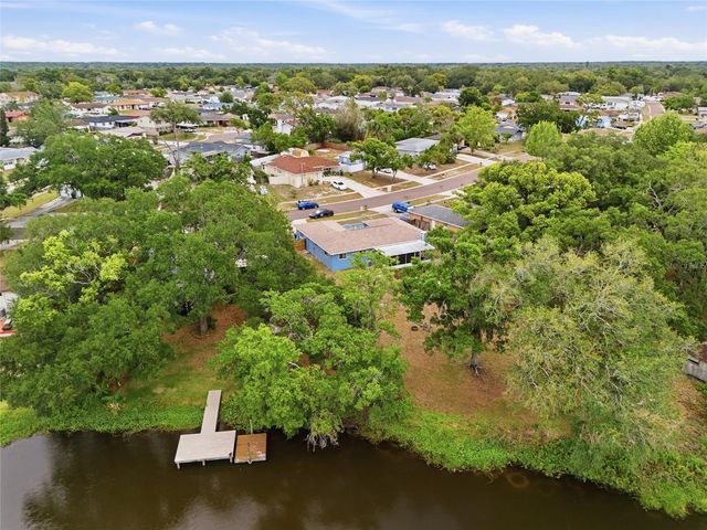 1114 ESTATEWOOD DRIVE, Brandon, FL 33510