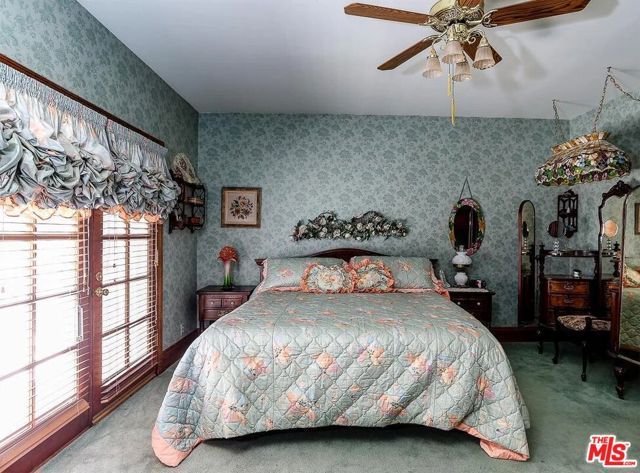 20501 Blairmoore Street, Chatsworth (los Angeles), CA 91311