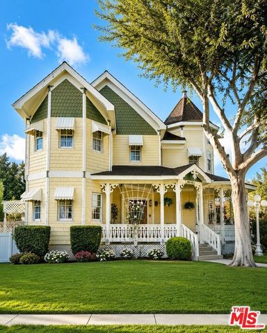 20501 Blairmoore Street, Chatsworth (los Angeles), CA 91311
