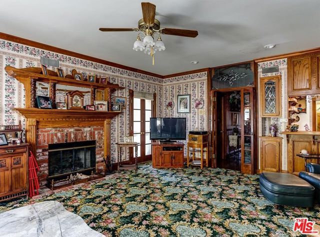20501 Blairmoore Street, Chatsworth (los Angeles), CA 91311