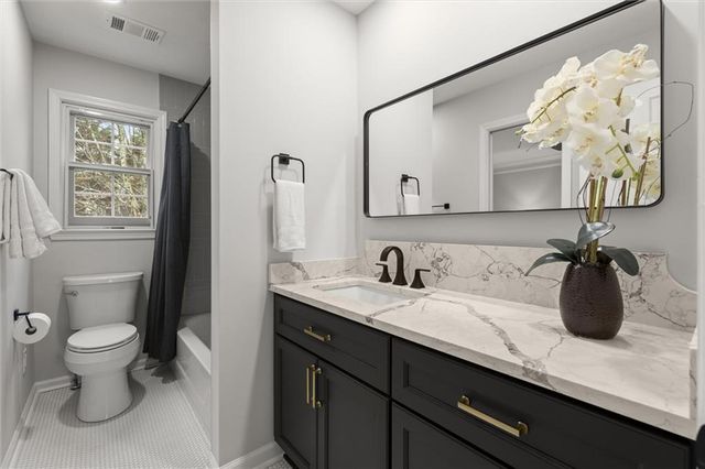 1201 Club Walk NE Drive, Brookhaven, GA 30319