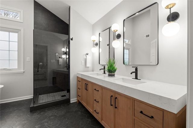 1201 Club Walk NE Drive, Brookhaven, GA 30319