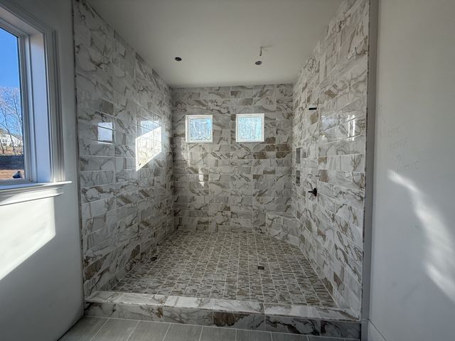 5721 Nola Dr, Arrington, TN 37014