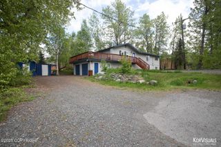 11213 Upper Sunny Circle, Eagle River, AK 99577
