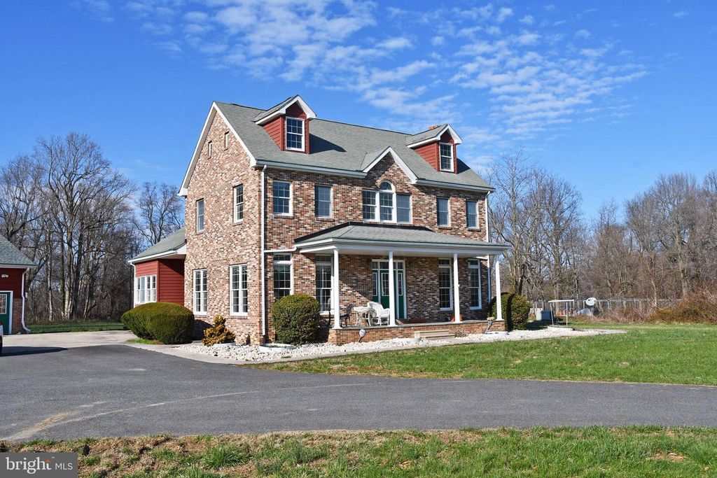 Image 1 of property listing at 721 KNIGHT ISLAND RD, Earleville, MD 21919