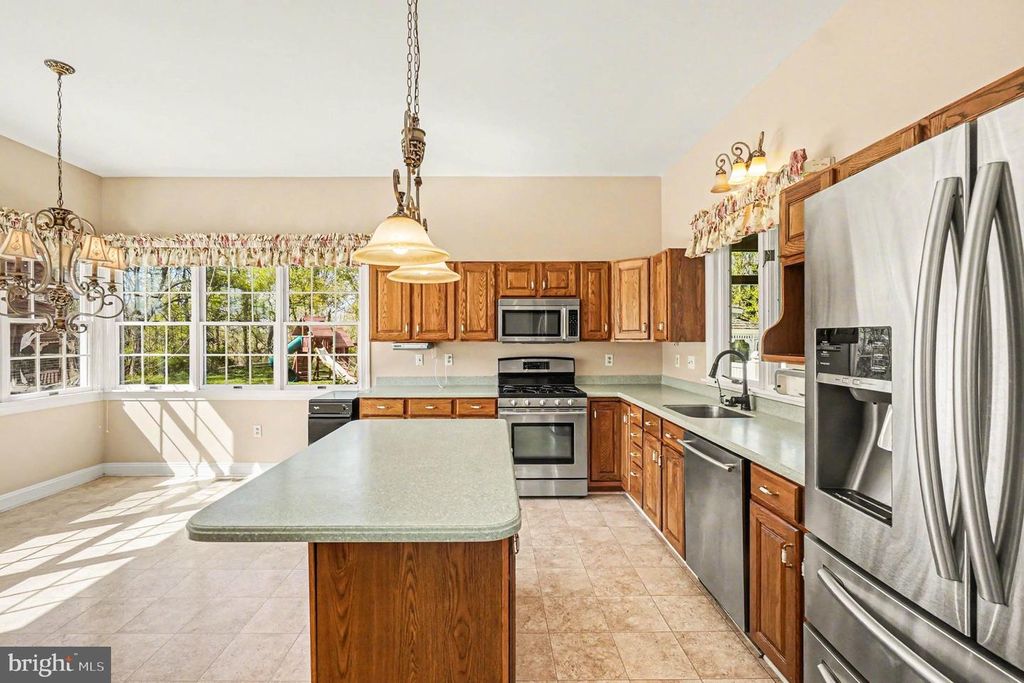 Image 36 of property listing at 721 KNIGHT ISLAND RD, Earleville, MD 21919