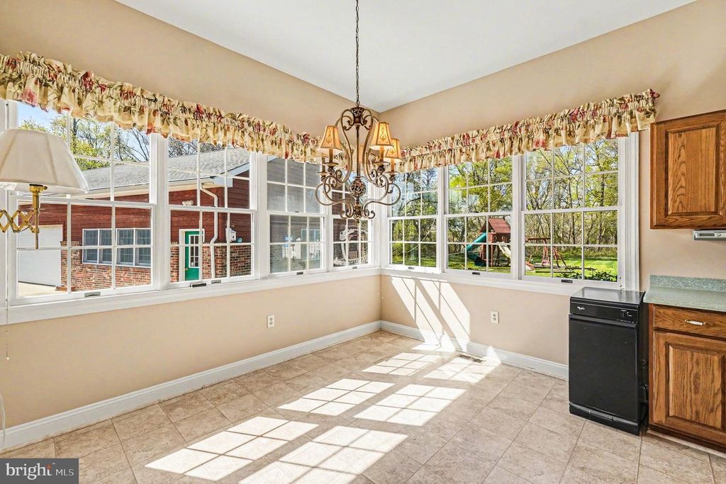 Image 38 of property listing at 721 KNIGHT ISLAND RD, Earleville, MD 21919