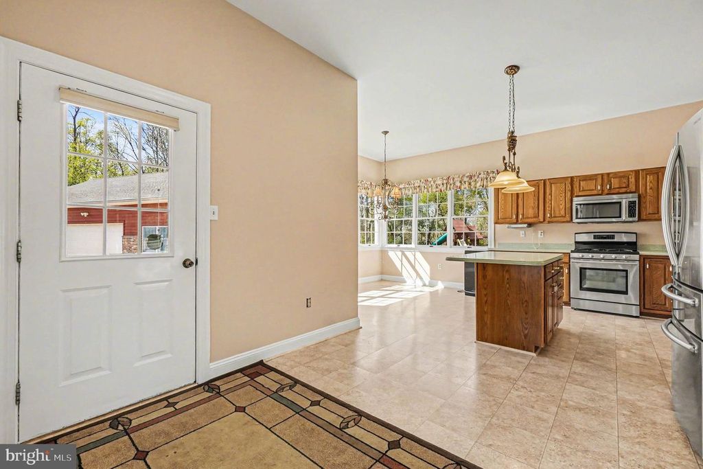 Image 40 of property listing at 721 KNIGHT ISLAND RD, Earleville, MD 21919