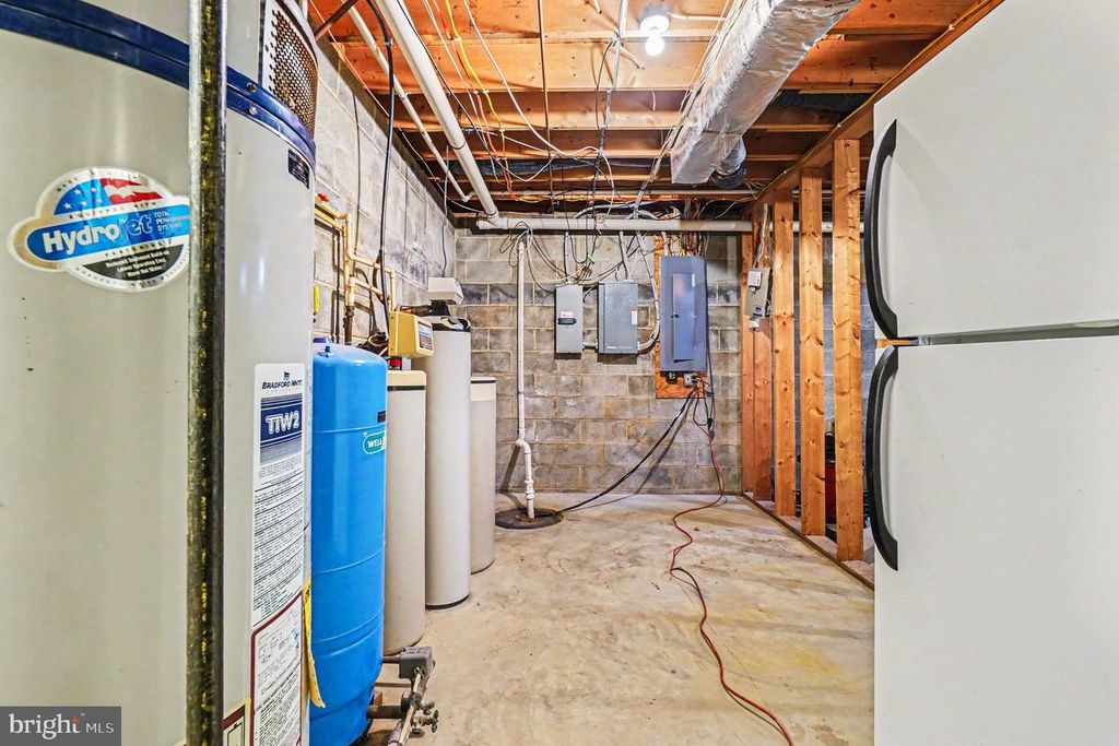 Image 56 of property listing at 721 KNIGHT ISLAND RD, Earleville, MD 21919