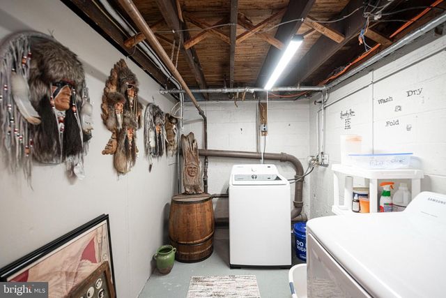 1062 W MEADOWBROOK RD, Pottstown, PA 19465