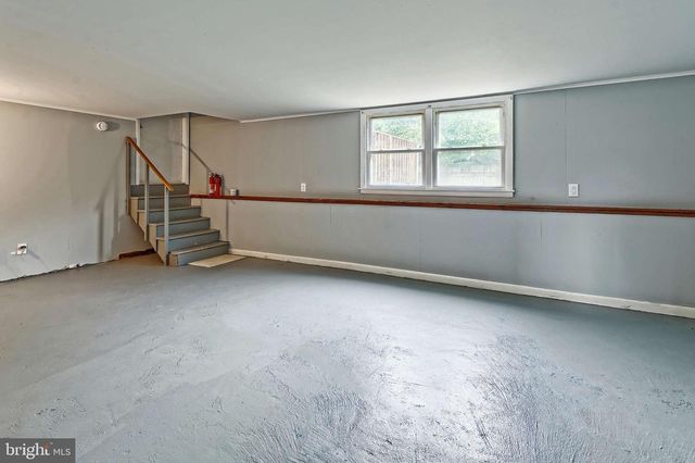 3176 S HANCE BRIDGE RD, Vineland, NJ 08361