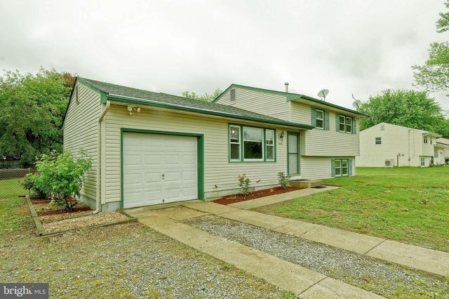 3176 S HANCE BRIDGE RD, Vineland, NJ 08361