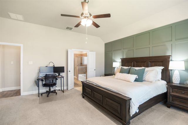 1215 Alderwood Drive, Justin, TX 76247