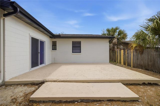 4606 E LINEBAUGH AVENUE, Tampa, FL 33617