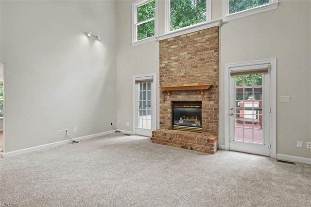 111 Leyland CT, Yorktown, VA 23693