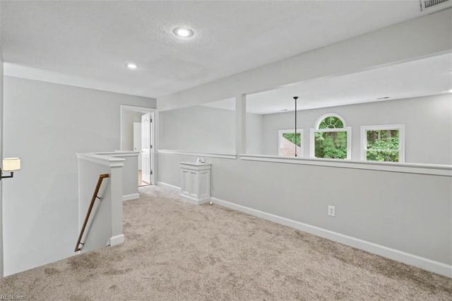 111 Leyland CT, Yorktown, VA 23693
