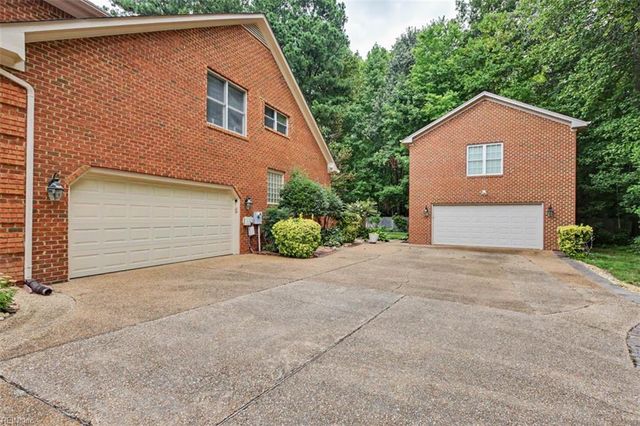 111 Leyland CT, Yorktown, VA 23693