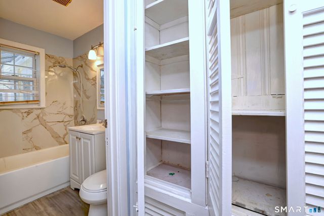 106 Higbie Drive 108, East Hartford, CT 06108