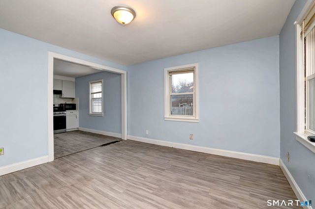 106 Higbie Drive 108, East Hartford, CT 06108