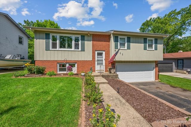 3411 Ridge Road, Island Lake, IL 60042