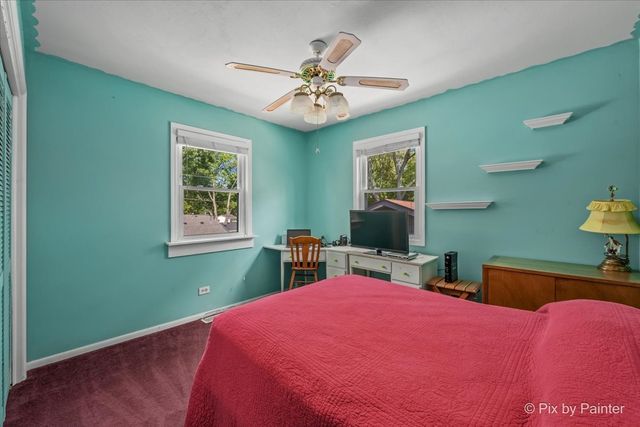 3411 Ridge Road, Island Lake, IL 60042
