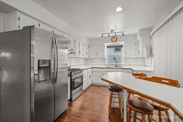 3411 Ridge Road, Island Lake, IL 60042