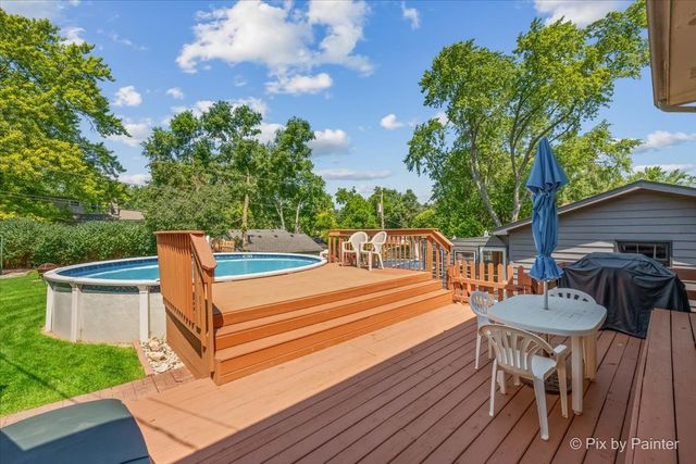 3411 Ridge Road, Island Lake, IL 60042