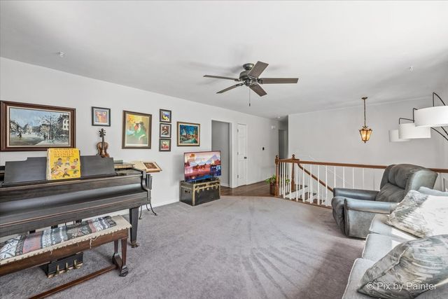 3411 Ridge Road, Island Lake, IL 60042