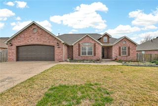 750 Sienna Drive, Centerton, AR 72719