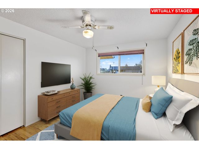 1620 THOMPSON Rd, Woodburn, OR 97071