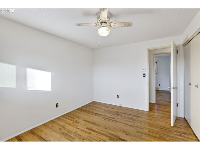 1620 THOMPSON Rd, Woodburn, OR 97071