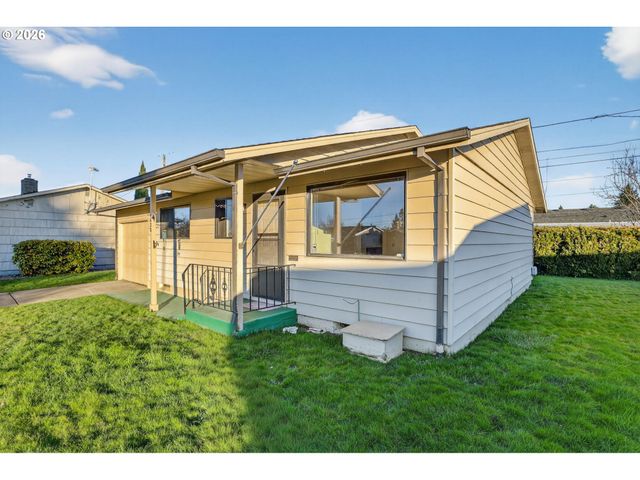 1620 THOMPSON Rd, Woodburn, OR 97071