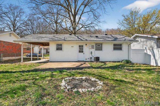 3335 Boca Raton Drive, Arnold, MO 63010