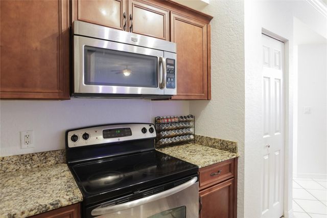 1805 N Flagler Dr 208, West Palm Beach, FL 33407