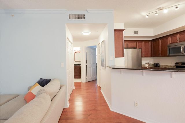 1805 N Flagler Dr 208, West Palm Beach, FL 33407
