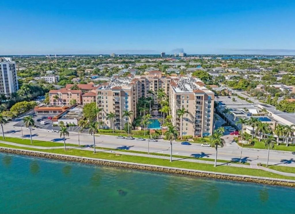 1805 N Flagler Dr 208, West Palm Beach, FL 33407