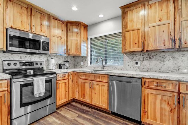 34719 Wilson Drive, Springville, CA 93265