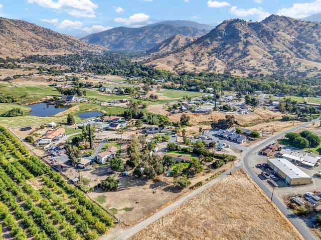 34719 Wilson Drive, Springville, CA 93265