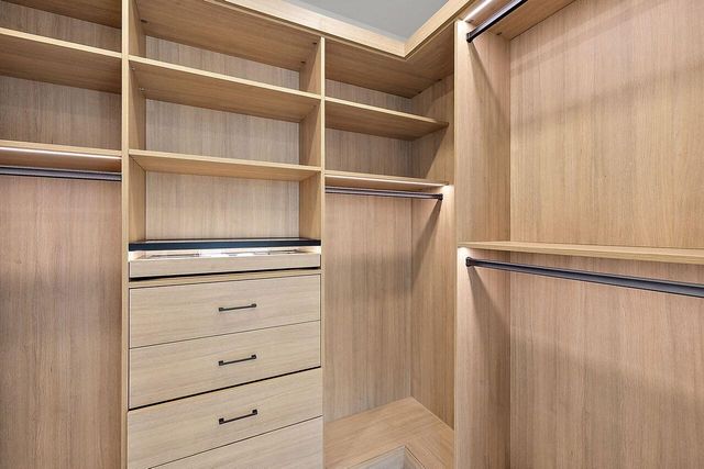 203 Mill Circle, Northville, MI 48167