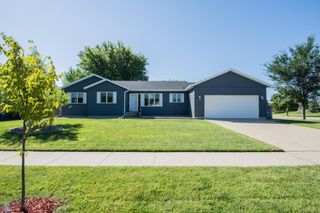 3266 37th Avenue S, Fargo, ND 58104