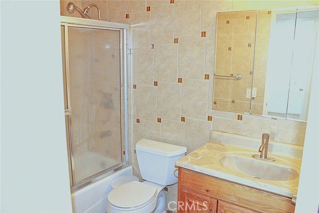 1459 W James Street, Rialto, CA 92316