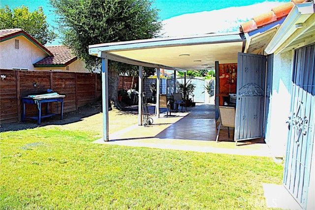 1459 W James Street, Rialto, CA 92316