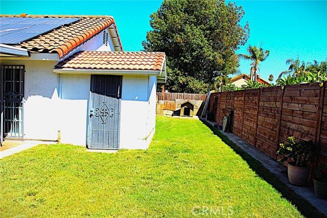 1459 W James Street, Rialto, CA 92316