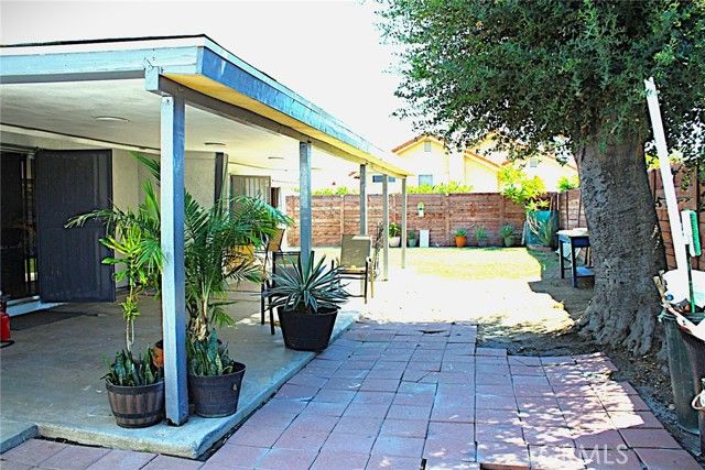 1459 W James Street, Rialto, CA 92316