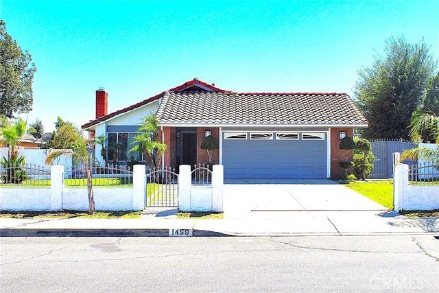 1459 W James Street, Rialto, CA 92316