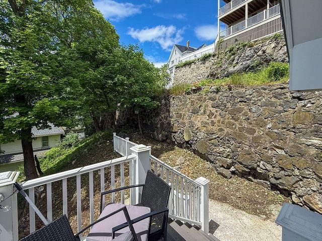 468 Salem 4, Malden, MA 02148