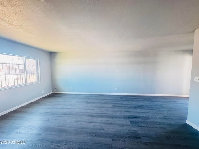 4625 W Thomas Road 83, Phoenix, AZ 85031